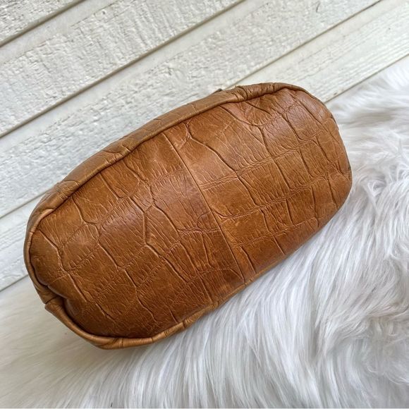 • AMERICAN LEATHER CO. Tan Embossed leather Hobo Shoulder Bag Lenox Hampton - Picture 5 of 11